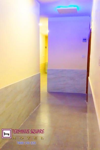 Hotel Terminus Square Kurla Esterno foto