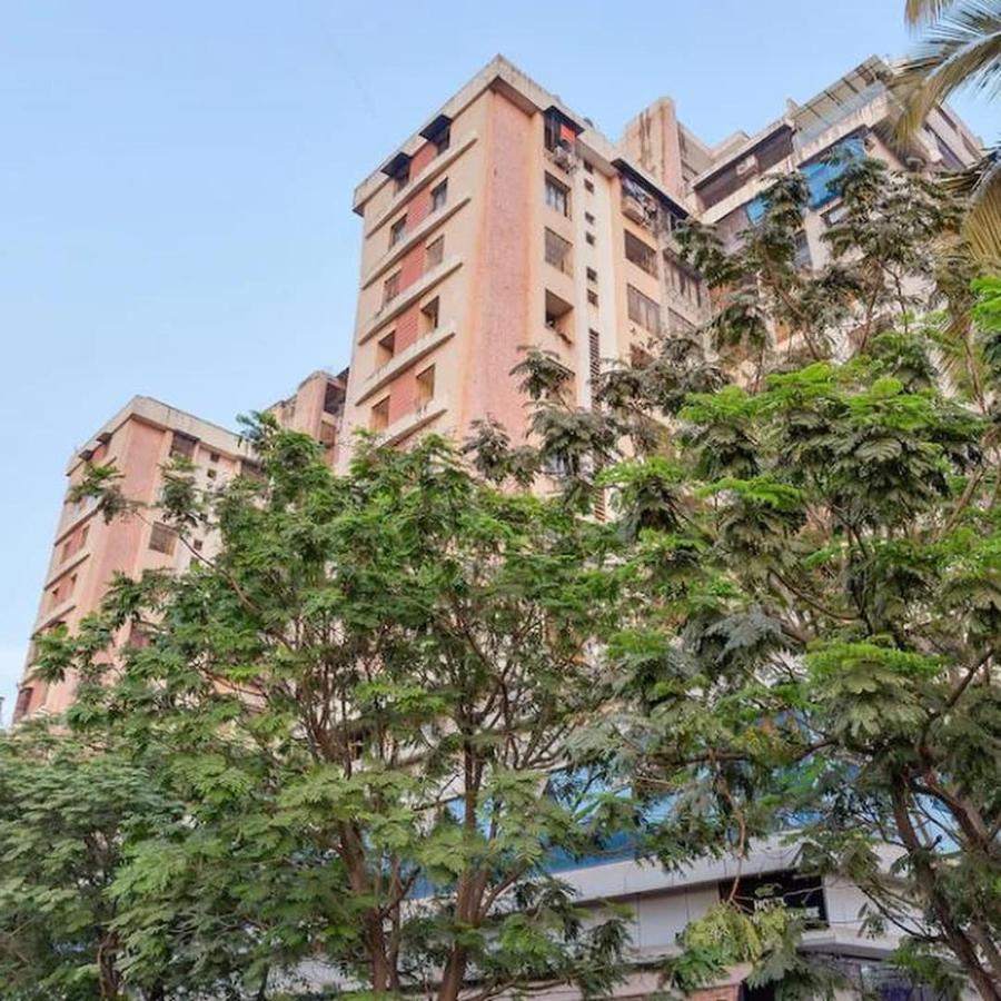 Hotel Terminus Square Kurla Esterno foto